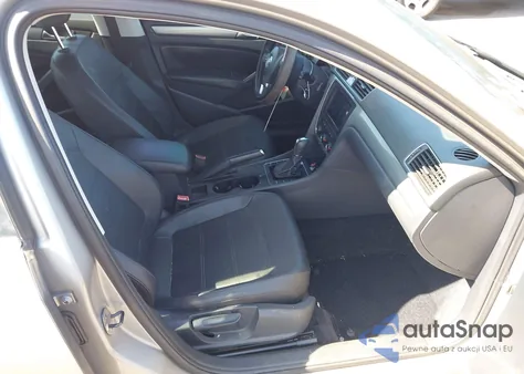 2014 Volkswagen Passat 1.8T Wolfsburg Edition z USA, uszkodzony, nr VIN 1VWAT7A39EC055174